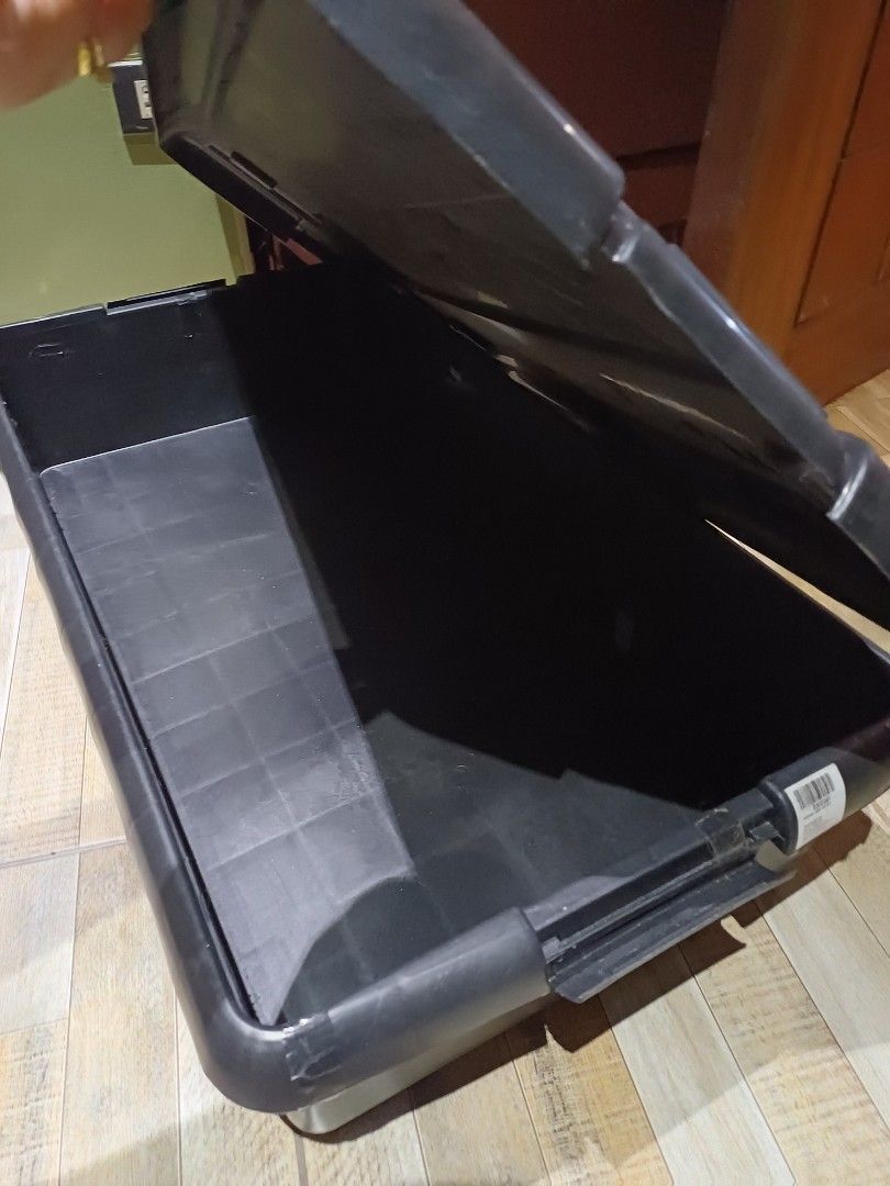 Storage box container organizer with wheels (Category: Storage Boxes & Baskets) located in Paranaque City. Submitted by potatoiceblended (Listing ID 1371499996, Image 2). Description: L: 28in, W: 14.5in, H: 5 to 6.5in.