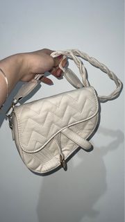 (Kategori: ) berada di . Dikirim oleh kellstore (ID iklan 1371473930, Gambar 1). Deskripsi: .