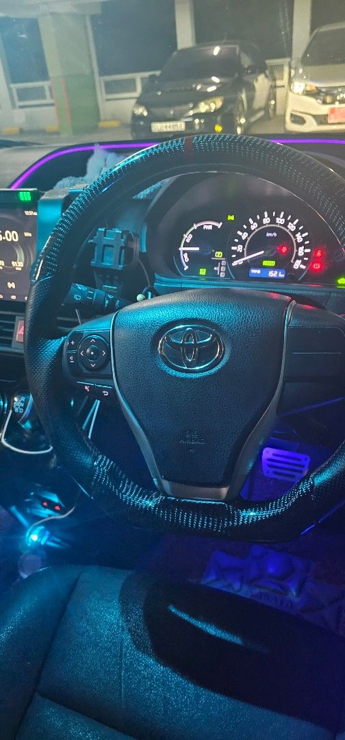 Toyota Voxy Hybrid 1.8 Auto62885347200259112