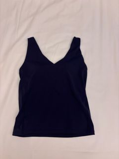 (Category: ) located in . Submitted by singaporeclothes1234 (Listing ID 1371510856, Image 1). Description: .