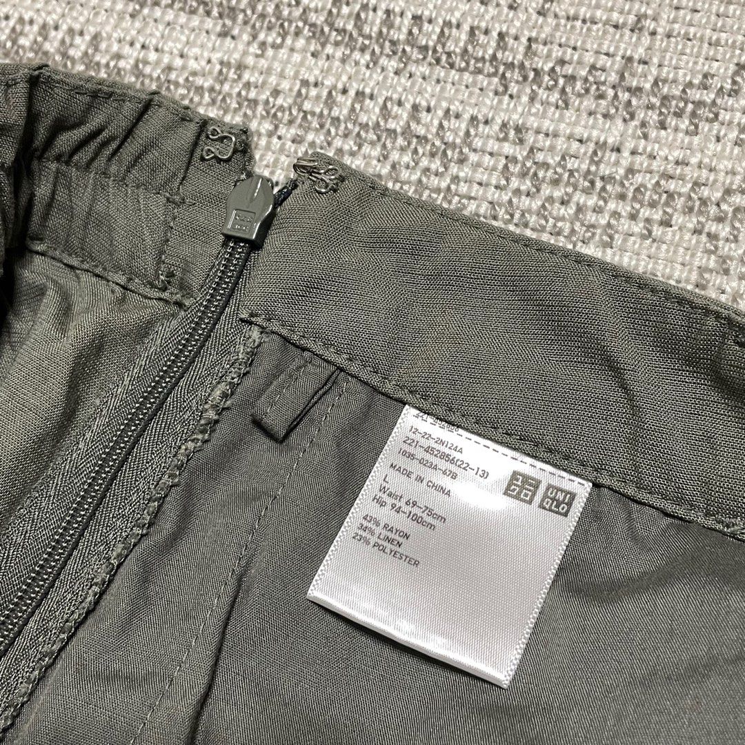 Uniqlo Linen Blend Skort (Category: Skirts) located in Marikina City. Submitted by icebear0821 (Listing ID 1371543358, Image 2). Description: ₱900 🤍 •Size Large •Waist: 27–30 inches •Hip: 37–39 inches •Good as new .