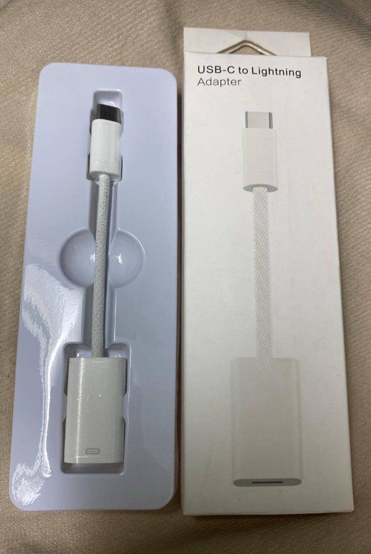 Usb-c to lightning adapter (Category: Chargers & Cables) located in Manila. Submitted by milasgadgetph (Listing ID 1371549330, Image 1). Description: .