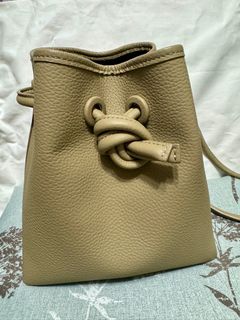 （分類：）位於 。 由 mk_mf 提交（商品編號 1371521094，圖片 1）。簡介： 。