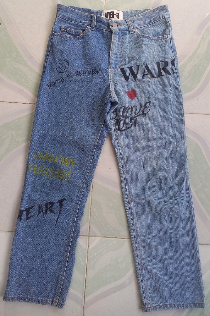 VEI-8 Punk Rock jeans - light blue (Category: Jeans) located in Santo Tomas. Submitted by CDsThrift (Listing ID 1371408240, Image 1). Description: very good to excellent condition, dimes 28-29" x 37" no issues.