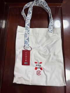 （分類：）位於 。 由 Gabi1111 提交（商品編號 1371653850，圖片 1）。簡介： 。