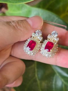 (Category: ) located in . Submitted by burmalocalstory_jewelry (Listing ID 1371693376, Image 1). Description: .