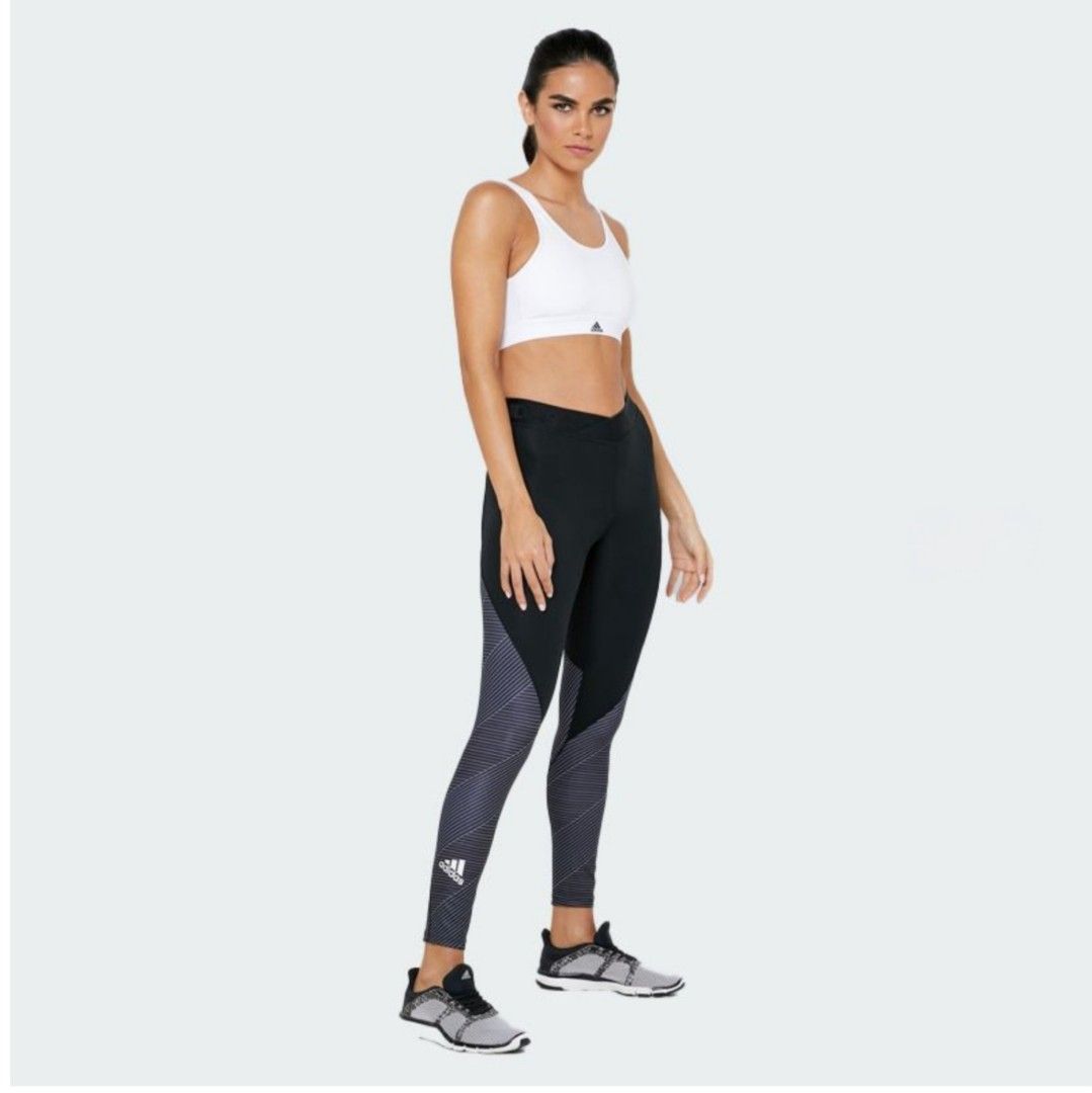 Adidas Alphaskin Tights / Leggings - Small (Category: Activewear) located in Davao. Submitted by krashkart (Listing ID 1371624720, Image 3). Description: Adidas Alphaskin Tights / Leggings - Small Can fit small to medium Personal pre-owned, NOT THRIFTED Bought sa Zalora for 1,600++ Used a few times only, super like new Garter is ok pa, di nag bacon as seen sa photos Adidas logo print has no cracks RFS: need to size up 🥹.