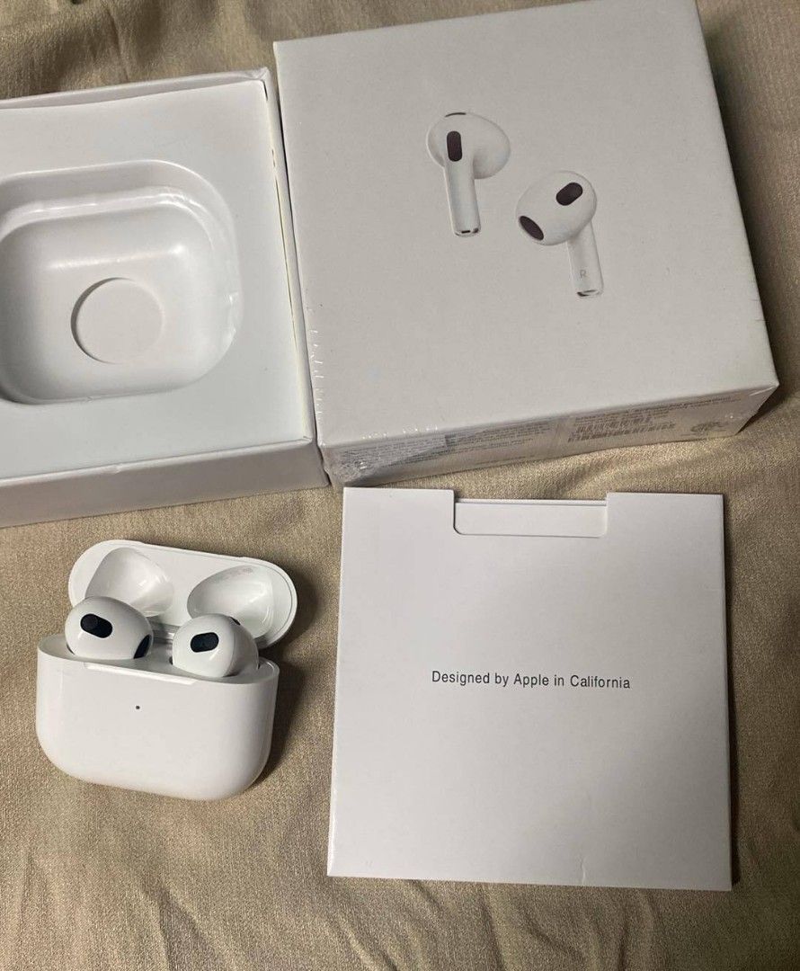 Airpods 3rd generation (Category: Earphones) located in Manila. Submitted by milasgadgetph (Listing ID 1371551038, Image 1). Description: airpods gen 3 original type serial number is searchable bnew and seled proof tested quality auto connect to ios mop: gcash|bank (xfer ) delivery/pickup/lalamove/jnt no refund policy ‼️ pm for more details.