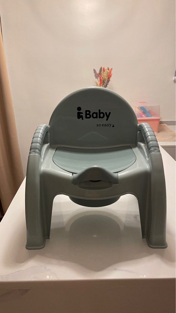 Baby Toilet Potty Trainer (Category: Toilet Training) located in Angat. Submitted by eltiff (Listing ID 1371702622, Image 3). Description: •Fits to 12-24 months •Reason for selling - small; doesn’t fit to my 30 months old daughter.