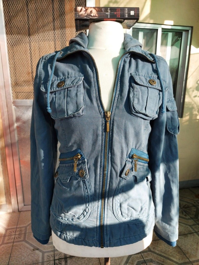 [SOLD] Bella Swan Twilight Jacket (Category: Coats, Jackets and Outerwear) located in Taguig. Submitted by bentahe.studios (Listing ID 1371608465, Image 1). Description: Bella Swan Twilight Jacket.