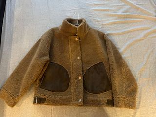 （分類：）位於 。 由 butter.unicorn 提交（商品編號 1371553880，圖片 1）。簡介： 。