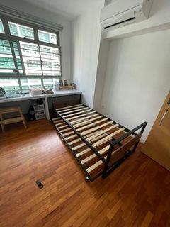 (Category: ) located in . Submitted by furnitureplatformsg88 (Listing ID 1371611261, Image 1). Description: .