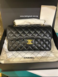 (Category: ) located in . Submitted by luxuryloversg (Listing ID 1371635697, Image 1). Description: .