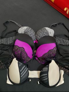 (Kategori: ) berada di . Dikirim oleh sabilpreloved999 (ID iklan 1371584187, Gambar 1). Deskripsi: .