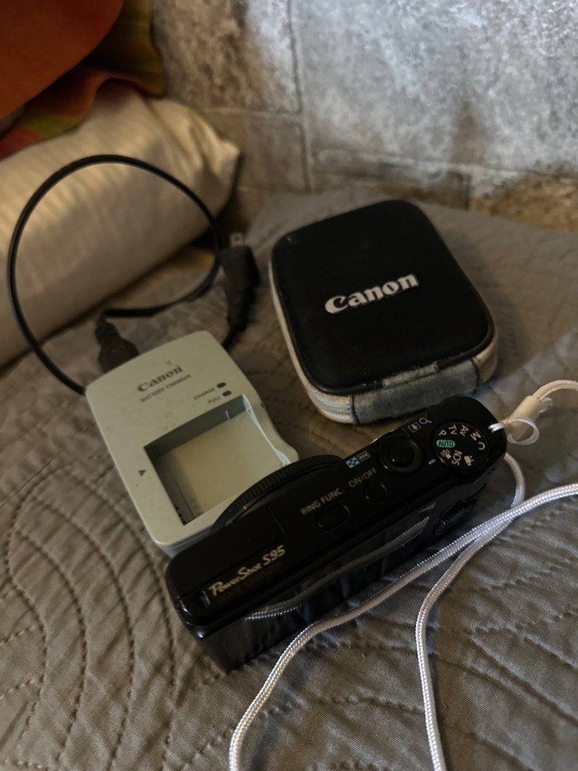 Canon S95 (Category: Cameras) located in Cavite. Submitted by m.jprsr (Listing ID 1371610130, Image 2). Description: ❌❌SOLD❌❌.