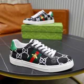 (Category: ) located in . Submitted by shoes_locker (Listing ID 1371613359, Image 1). Description: .
