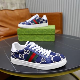 (Category: ) located in . Submitted by shoes_locker (Listing ID 1371614129, Image 1). Description: .