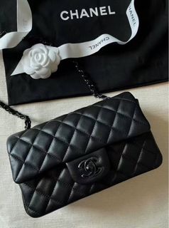 (Category: ) located in . Submitted by chicluxury (Listing ID 1347780572, Image 1). Description: .