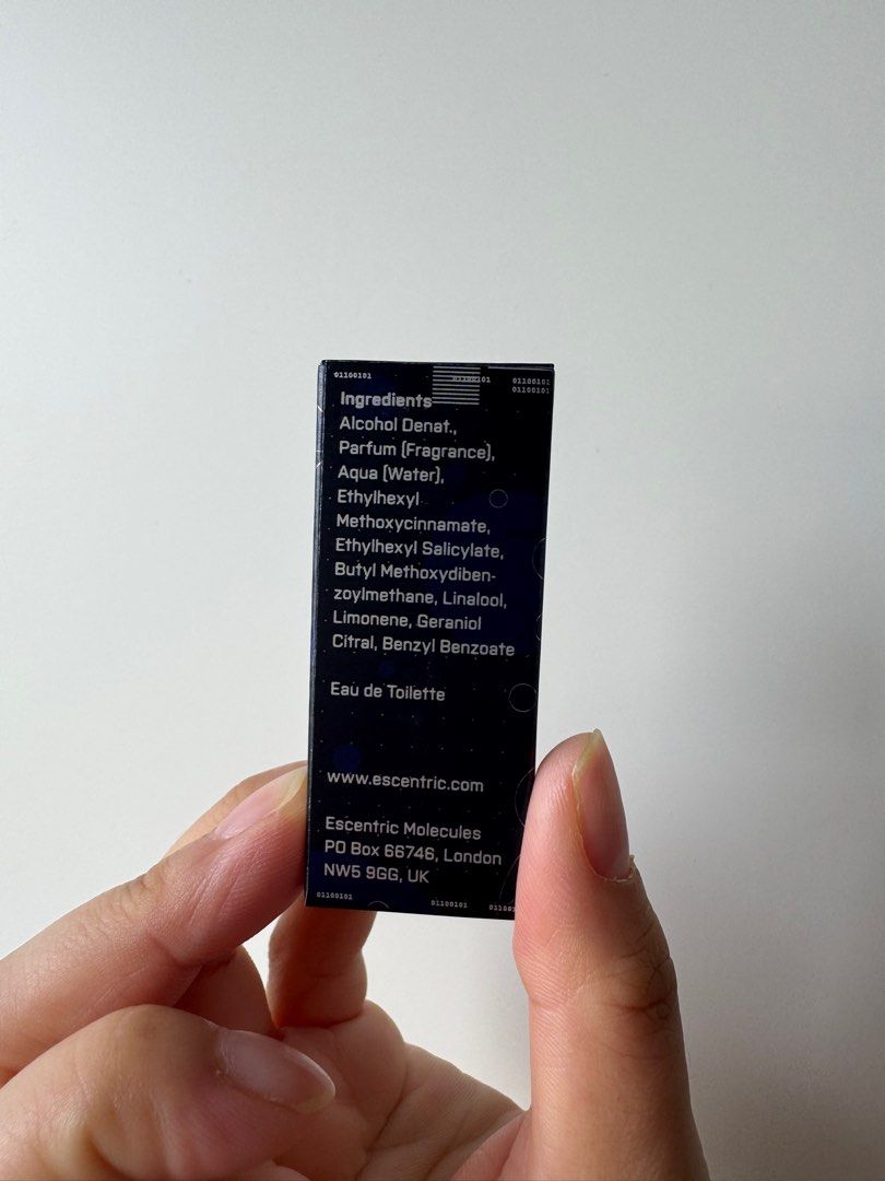 Escentric Molecules Molecule 01+ Black Tea 2mL (Category: Fragrance & Deodorants) located in Quezon City. Submitted by girlwhohaseverything (Listing ID 1371601649, Image 2). Description: “There’s not only one black tea in the world. I wanted to bring out the various facets of this complex aroma to make my own accord using an extract of black tea as an infusion together with a maté tea absolute. What I love about black tea is its subtlety. The way