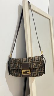 (Kategori: ) berada di . Dikirim oleh preloved_paradiseee (ID iklan 1371709763, Gambar 1). Deskripsi: .