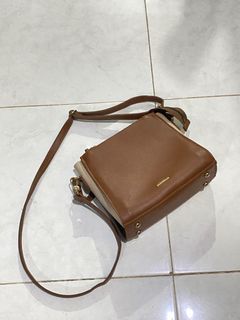 (Kategori: ) berada di . Dikirim oleh ccarelys (ID iklan 1371587929, Gambar 1). Deskripsi: .