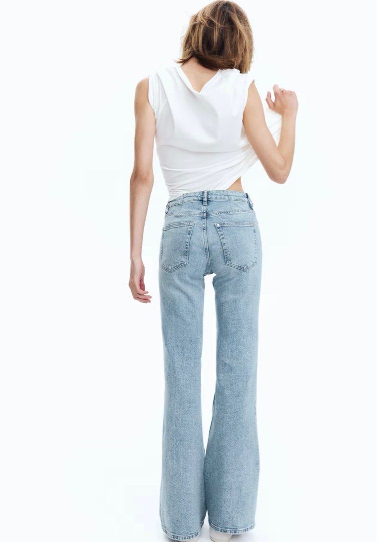 H&M Flare Jeans (Category: Jeans) located in Cagayan de Oro. Submitted by declutteringszn (Listing ID 1371618041, Image 2). Description: Another great purchase! My favorite jeans ever from H&M! Just in a different color. RFS: Already have too many similar looking pants.