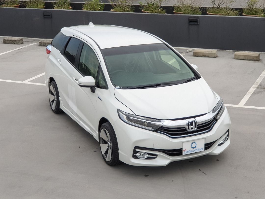 Honda Shuttle Hybrid 1.5A Honda Sensing ( weekly/ monthly rental/ leasing)62872684664321112