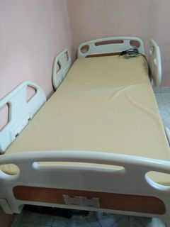 (Category: ) located in . Submitted by nurrahimah (Listing ID 1371607427, Image 1). Description: .