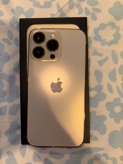(Category: ) located in . Submitted by declutter_gabie (Listing ID 1371714399, Image 1). Description: .