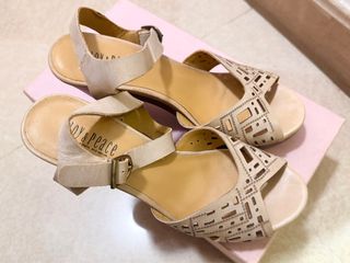 （分類：）位於 。 由 lunaslave 提交（商品編號 1371722846，圖片 1）。簡介： 。