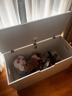 (Category: ) located in . Submitted by ahw22 (Listing ID 1371555774, Image 1). Description: .
