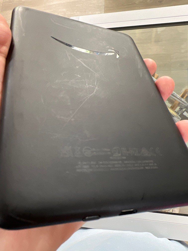 Kindle (11th) Gen (Category: Other Gadgets) located in Singapore. Submitted by redcrossshop (Listing ID 1371568878, Image 2). Description: Selling device only with box or accessories. This is the base edition non Paperwhite. Postage available .