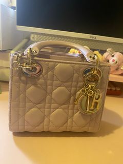 （分類：）位於 。 由 chanchan0429 提交（商品編號 1371664866，圖片 1）。簡介： 。