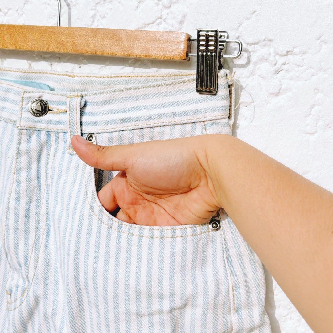 Light Denim Stripes High Waist Shorts (Category: Shorts) located in Las Pinas. Submitted by zab8th (Listing ID 1371598809, Image 2). Description: Size: Small Waist: 25”.
