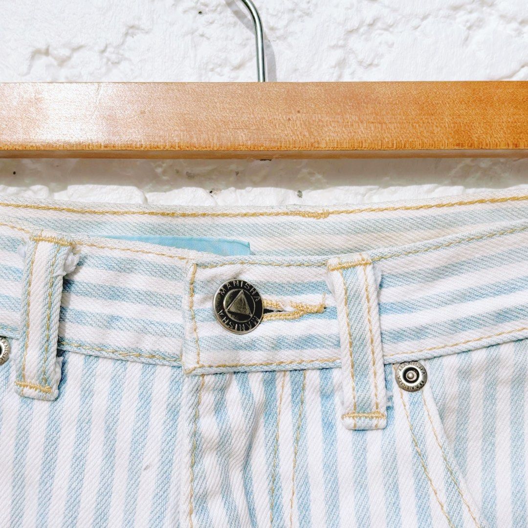 Light Denim Stripes High Waist Shorts (Category: Shorts) located in Las Pinas. Submitted by zab8th (Listing ID 1371598809, Image 3). Description: Size: Small Waist: 25”.