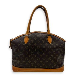 (Category: ) located in . Submitted by carousellluxury (Listing ID 1371610780, Image 1). Description: .