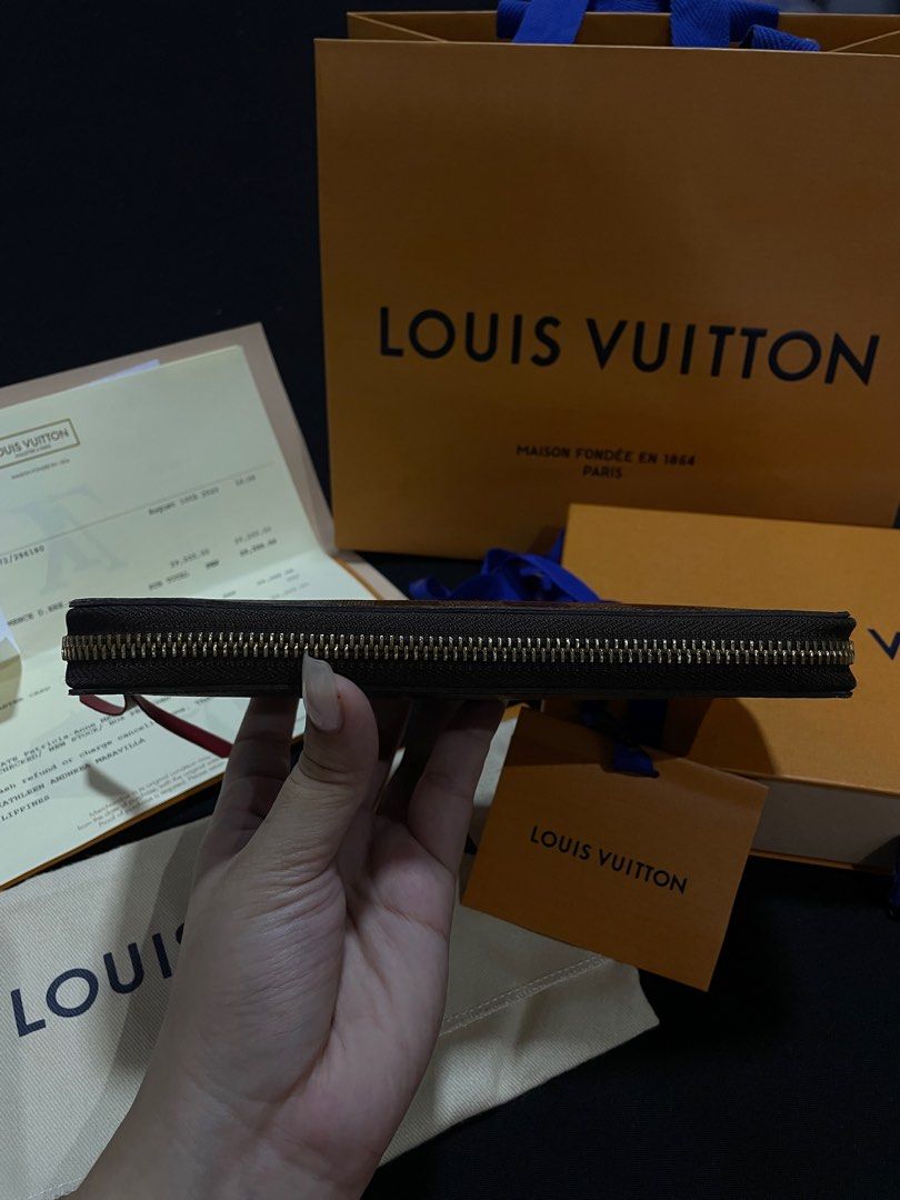 LV Clemence Long Wallet (Category: Luxury Bags & Wallets) located in Malabon City. Submitted by angeleskathleen (Listing ID 1371660053, Image 3). Description: complete inclu: box, dust bag, paperbag, receipt first owner w/ my name on receipt can do meet up RFS: need funds.