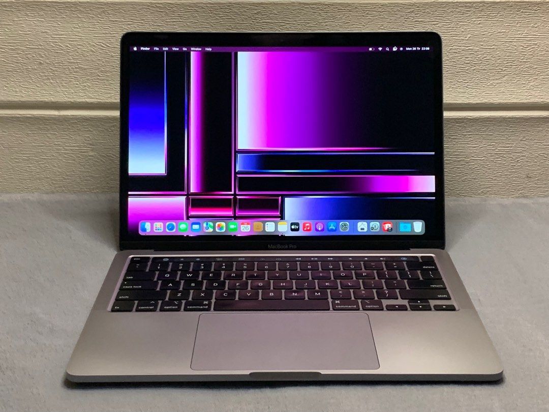 203)MacBook Pro 13