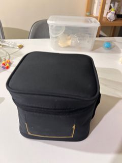 (Category: ) located in . Submitted by hello_world_buangkok (Listing ID 1371688722, Image 1). Description: .