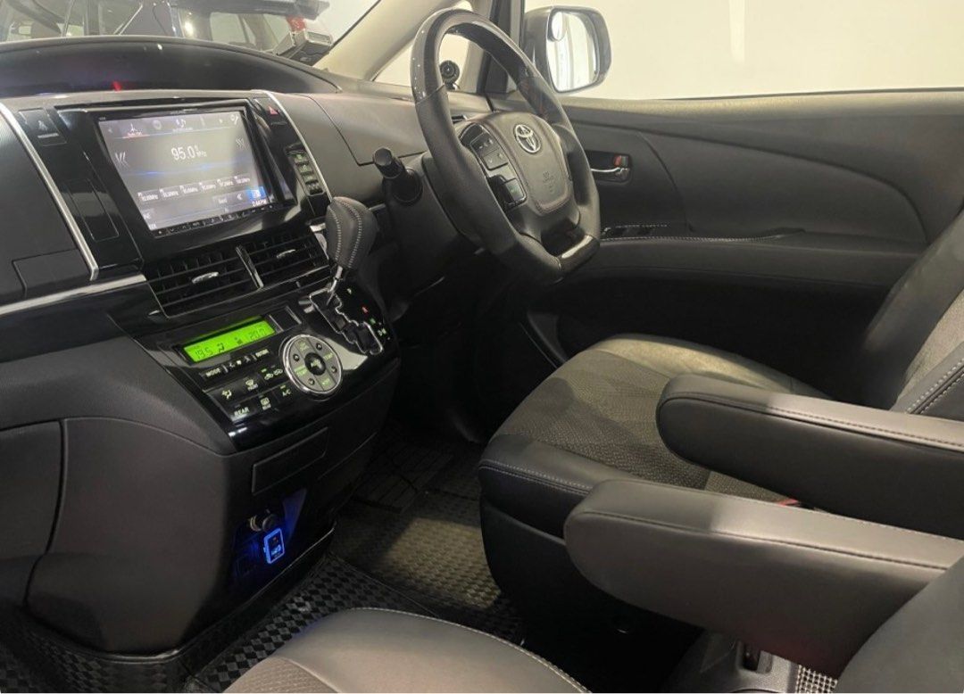 MPV Estima 7-seater for Rent / cheapest / Short Term / Personal/PHV62885347365633111