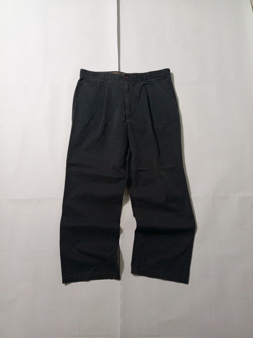navy blue pleated pants by virtue (Category: Chinos) located in San Fernando. Submitted by cooyasoy (Listing ID 1371633519, Image 3). Description: navy blue pleated pants by virtue waist - 35 length - 38 thigh - 13 knee open - 10.5 hem - 9 m - 300 + shipping fee vgood condition.