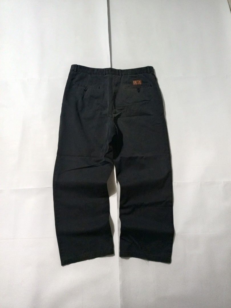 navy blue pleated pants by virtue (Category: Chinos) located in San Fernando. Submitted by cooyasoy (Listing ID 1371633519, Image 2). Description: navy blue pleated pants by virtue waist - 35 length - 38 thigh - 13 knee open - 10.5 hem - 9 m - 300 + shipping fee vgood condition.