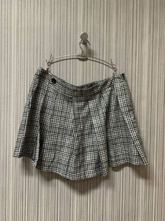 (Kategori: ) berada di . Dikirim oleh aeriscloset (ID iklan 1371683139, Gambar 1). Deskripsi: .