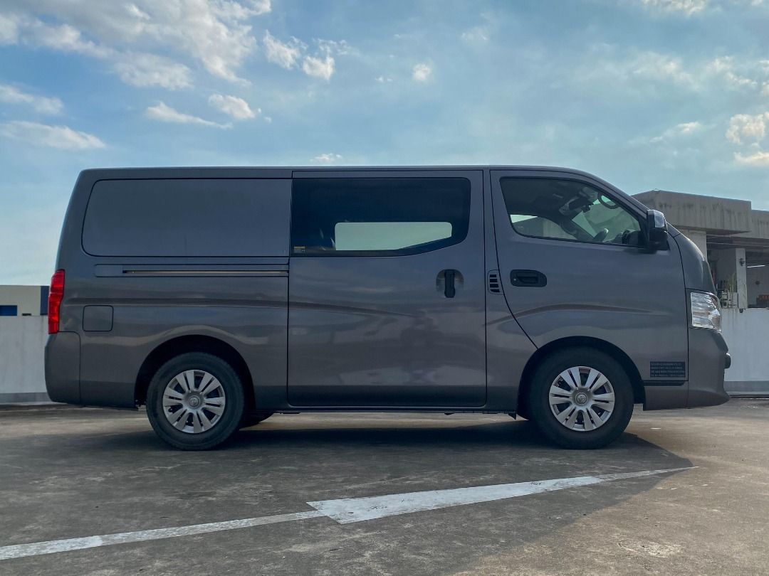Nissan NV350 2.0 Auto (Category: Used Commercial Vehicles for Sale) located in Singapore. Submitted by jeffjoo_absbus (Listing ID 1371586611, Image 2). Description: Call to secure this unit now! tel:88512735 Jeff Joo SUPER LOW MILEAGE 32487KM Avg 10km per year only!!! 🚐 𝙉𝒊𝙨𝒔𝙖𝒏 𝑵𝙑350 2.0 (𝘼𝒖𝙩𝒐, 𝙋𝒆𝙩𝒓𝙤𝒍) 🚐 🔥 REAL UNIT | 1 OWNER | TIP-TOP CONDITION! 🔥 Owner of the vehicle use it as spare van to send workers occasionally but was 