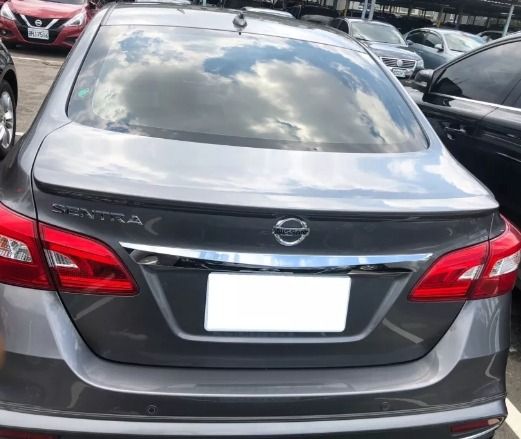 由 vivian19932004 (刊登 ID 1371614528，圖片 1) 提交，位於 新北市 (New Taipei) 的 Nissan Sentra 2018款 灰色 (類別：汽車出售)，說明：💥認證中古車歡迎你來帶回家💥 💥車輛應有盡有趕緊來搶便宜💥 ⚠️車商賣車 同行勿擾⚠️ ⬇️車輛資訊⬇️ 🔷Nissan Sentra 🔶里程:7萬 🔶燃料:氣油 🔶年份:2018 🔶排氣:1.8L 🔶變速:自排 🔶驅動:2WD 🔶乘客數:4門5座 ⭕合格認證⭕專業鑑定⭕檢定報告 📌五大保證↘️ 無泡水、無事故、無AB接合車、里程保證、無計程車 📌五大保固↘️ 引擎、方向機、變速箱、發電機、啟動馬達 🔥🔥買好車找上游最便宜🔥🔥 🎈均有第三方權威認證🎈 🎈超優質一手清倉特價🎈 ♠️車況超美不怕你看 ♥️還可配合萊茵鑑定 ♦️里程公開透明無調表 ♣️一條龍服務包您滿意 💯只要車況與認證表不符、可退車並全額退費❣️ ✅可分期✅可貸款✅配合多家銀行 