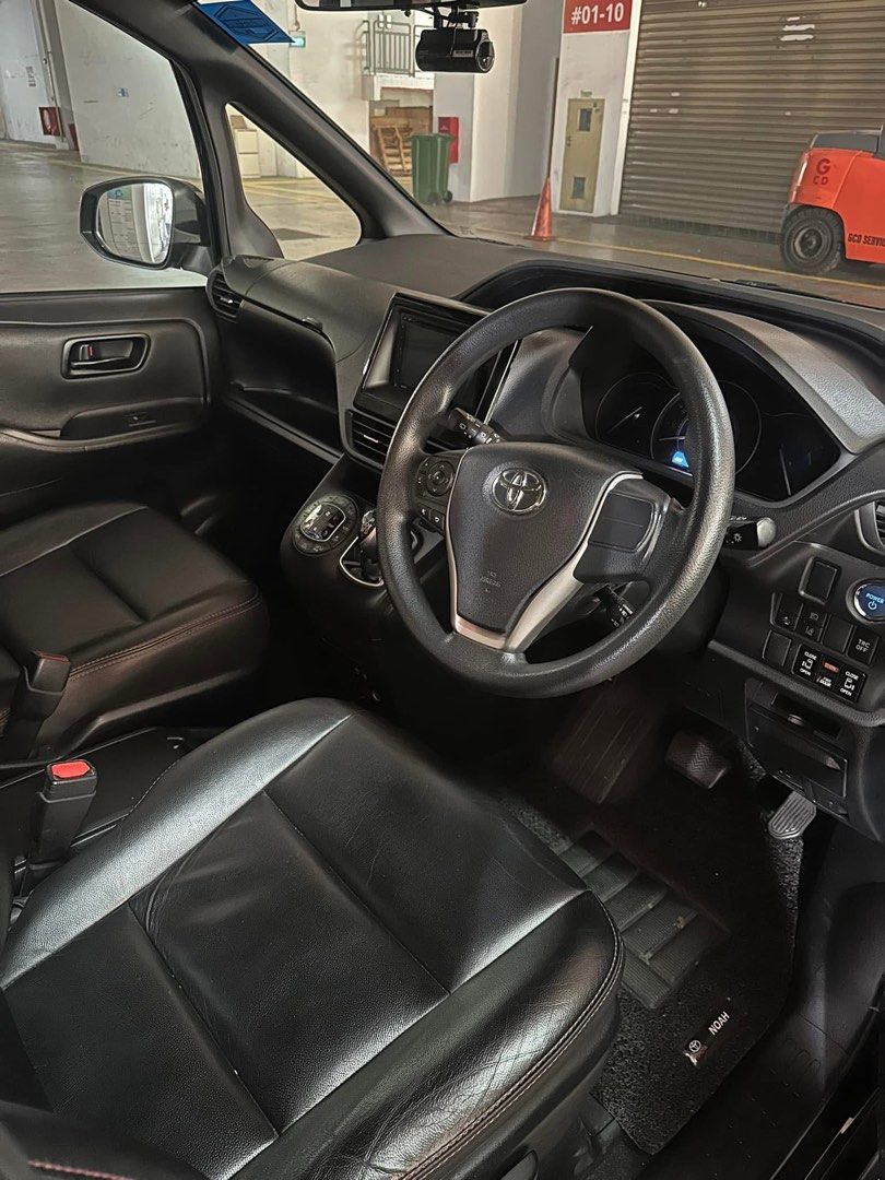 Noah hybrid (Category: Car Rental) located in Singapore. Submitted by charlottevehicle_jo (Listing ID 1371609898, Image 2). Description: Price include CDW Need 1 year contract ✅ .
