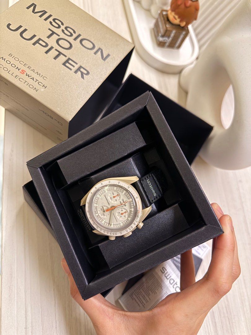 Omega X Swatch Mission to Jupiter (Category: Luxury Watches) located in Manila. Submitted by aerocroft (Listing ID 1371649636, Image 2). Description: Brand new never been used. Bought in Marina Bay Sands Singapore. Lalamove/Grab/J&T.