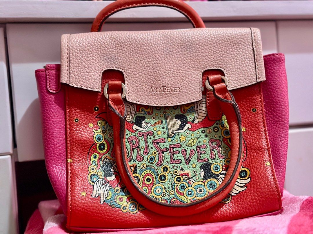 Original Art Fever bags (Category: Luxury Bags & Wallets) located in Imus. Submitted by micaptivated (Listing ID 1371595491, Image 1). Description: please note the condition of the bags since these are all vintage, the first photo/bag has light/minimal color transfer, the second bag has minimal fadings on the hardware, and the third bag (serves as free) has issue on the lock & handle..