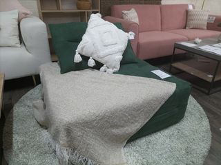 (Category: ) located in . Submitted by priceworthfurniture (Listing ID 1371579673, Image 1). Description: .