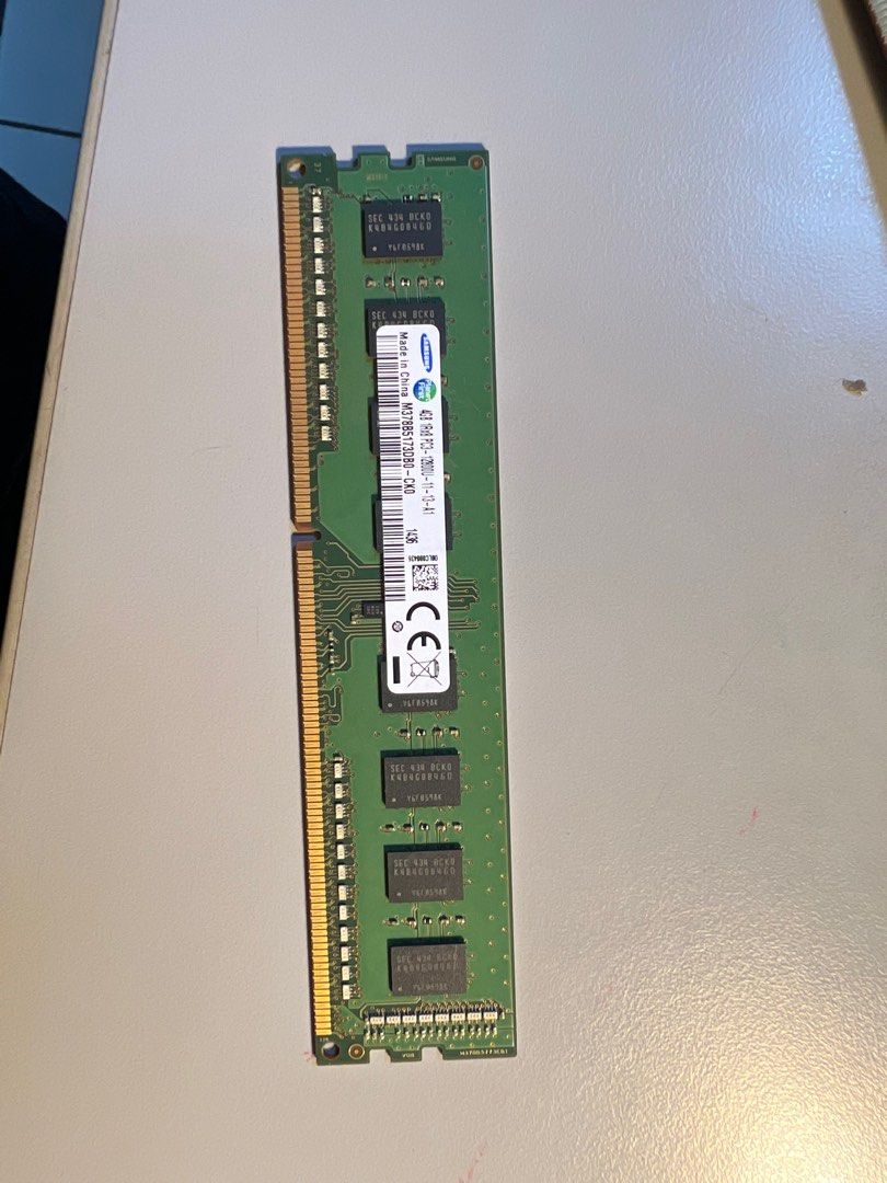 由 lucy386016 (刊登 ID 1371581621，圖片 1) 提交，位於 新北市 (New Taipei) 的 Samsung ddr3 4G (類別：硬碟及儲存裝置)，說明：桌上型電腦用 功能正常。